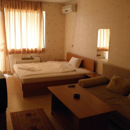 Hotel Pilevski Blagoevgrad Exterior photo