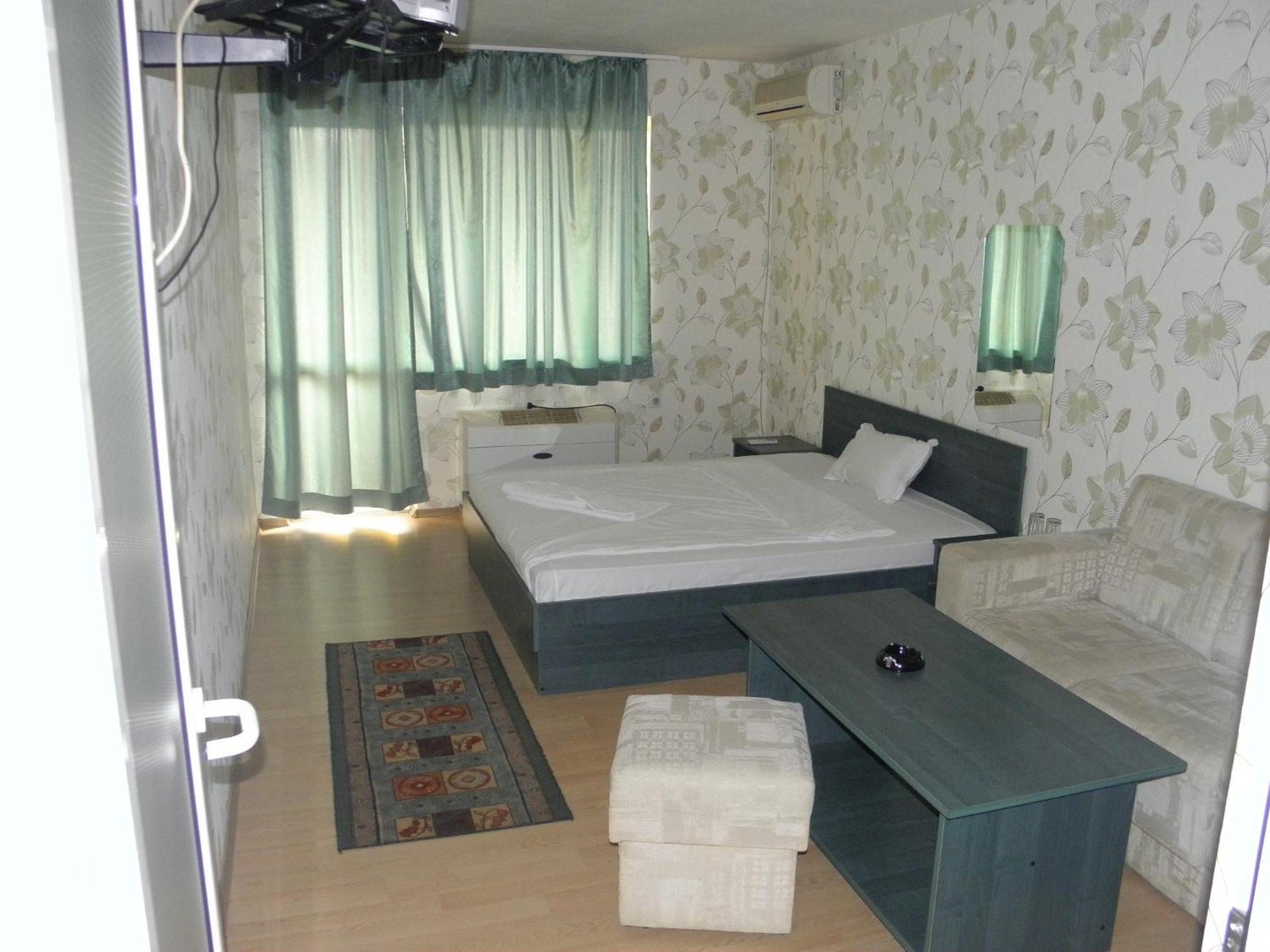 Hotel Pilevski Blagoevgrad Exterior photo